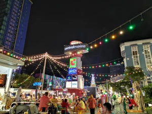 Marina Market at Central Marina